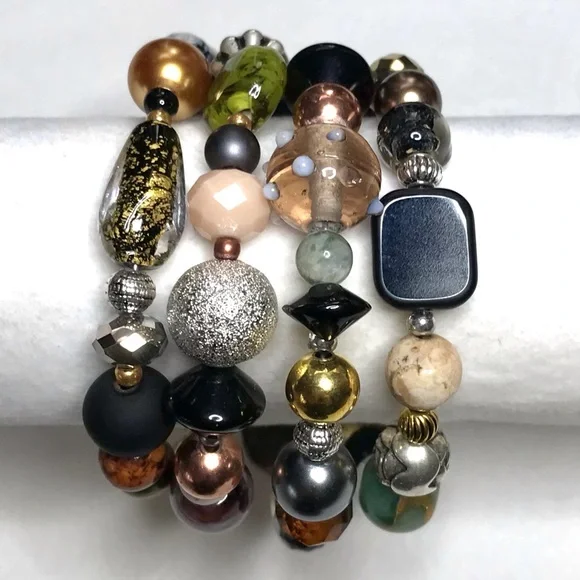 Handmade Bracelet with Vintage and Contemporary Elements (NB81-1H) - Picture 6 of 9